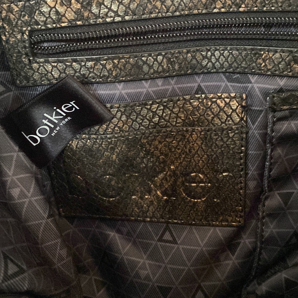Botkier backpack and convertible crossbody - Picture 4 of 11